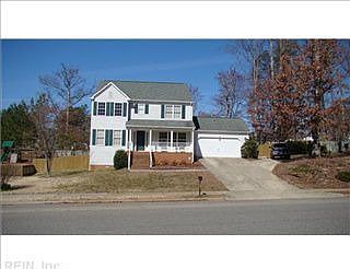 1st image of 215 Parchment Blvd