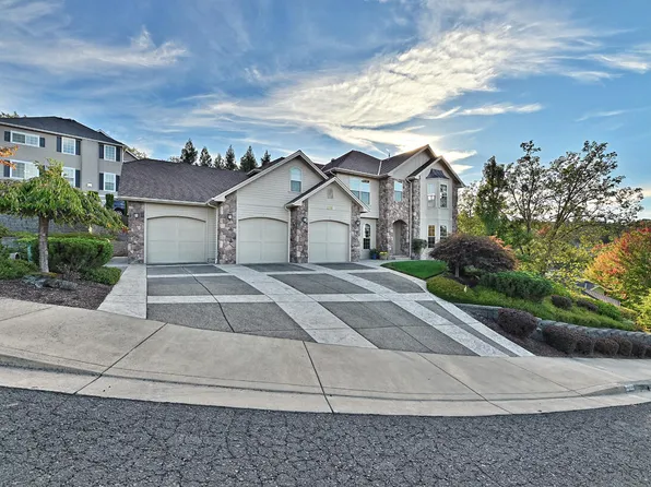 2250 SE Elderberry Ln, Grants Pass, OR 97527