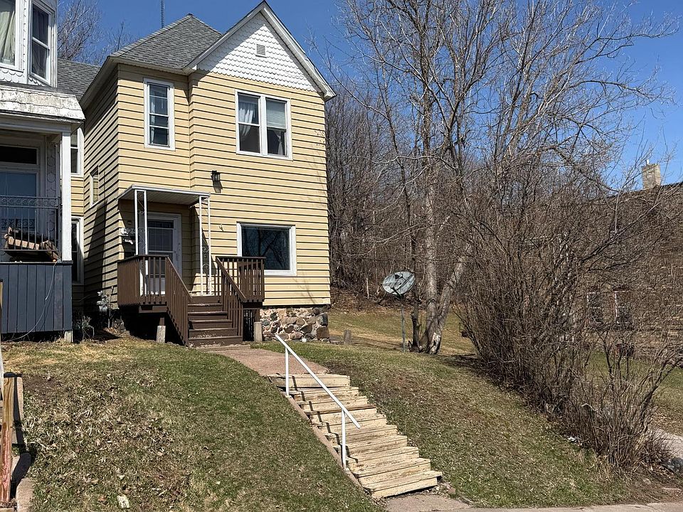 1st image of 525 W 4th St