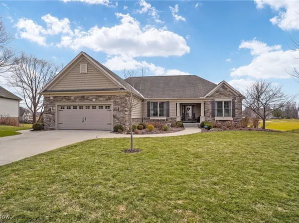 3340 Churchill Downs, Stow, OH 44224