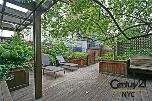Sold by Century 21 NY Metro | media 12