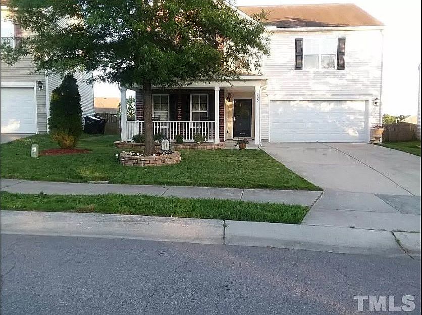1st image of 205 Ganyard Farm Way