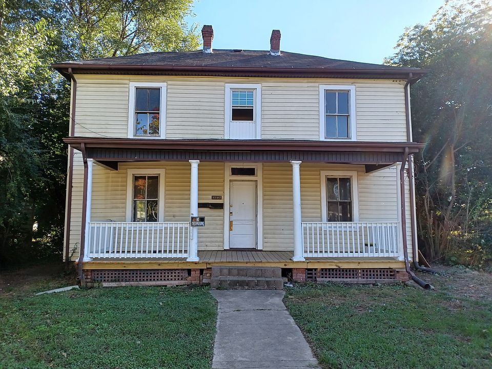 1st image of 1710 Staunton Ave NW #2