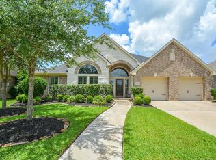 5542 Twin Rivers Ln, Sugar Land, TX 77479