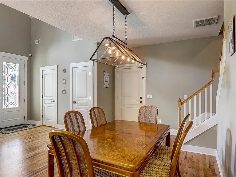 11 Oakhaven Ter — Photo 15