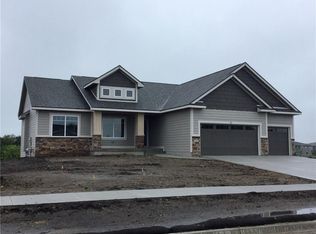 1705 NW Ridgeline Ct, Ankeny, IA 50023