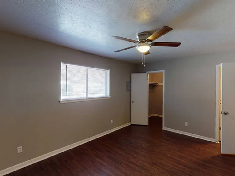 Belleview — Photo 14