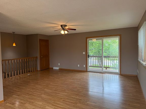 3rd image of 13185 295th St