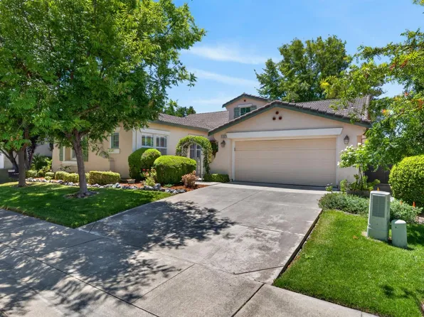 380 Lyman Cir, Sacramento, CA 95835