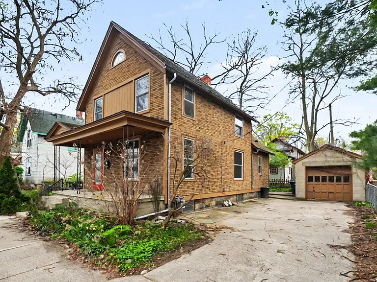 120 Depot St — Photo 3