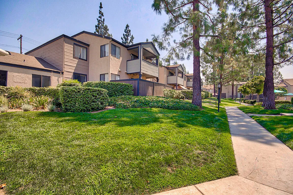 Stonewood Apartments — Photo 4