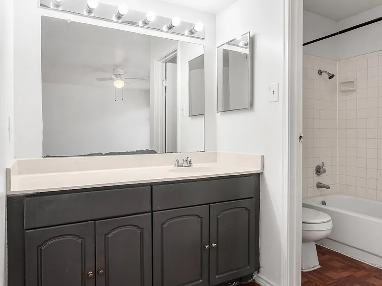 7200 T C Jester Blvd #2604 — Photo 10