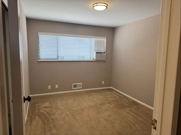 238 Woodland Ave #1 — Photo 2
