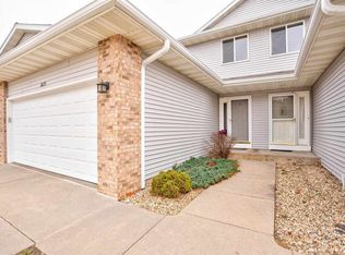 2635 Pheasant Ridge Ct, Marion, IA 52302