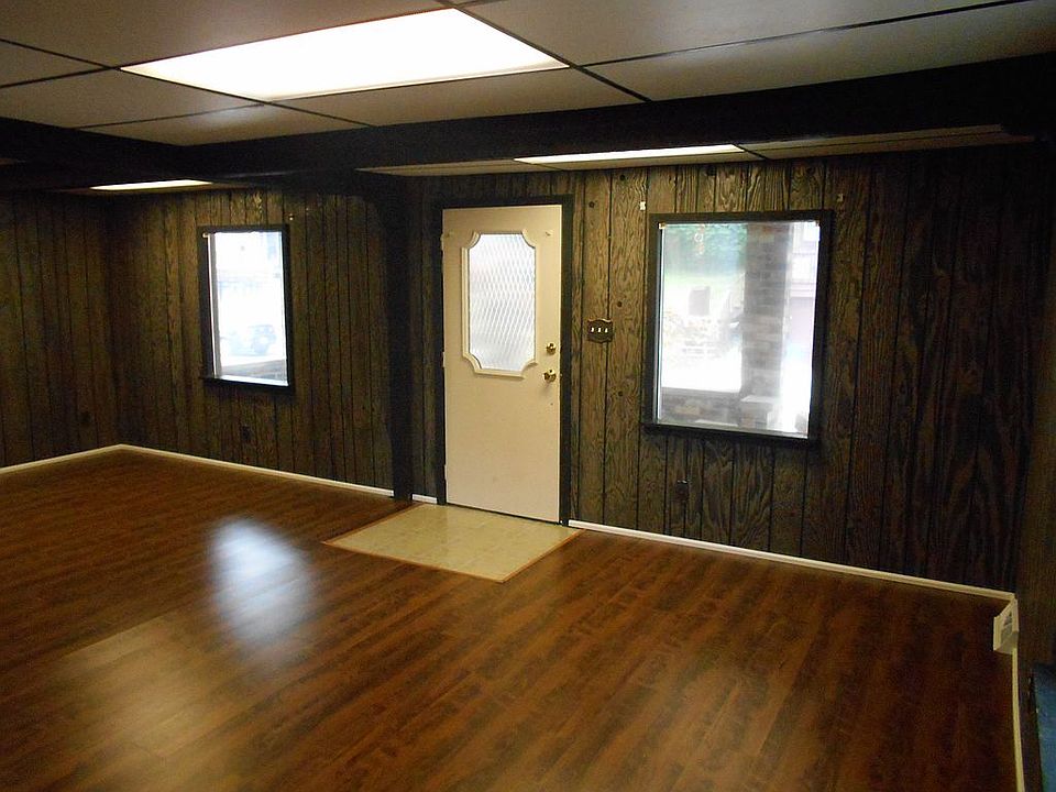 1st image of 223 Main St