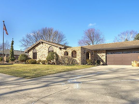 2nd image of 2880 Hanford Dr