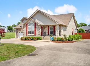 221 Trey Ct, Clarksville, TN 37043