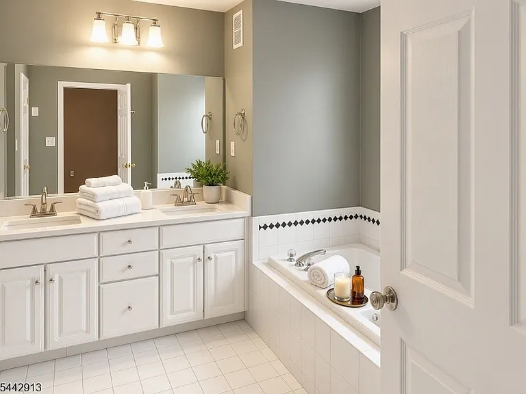 24 Flemming Dr — Photo 8