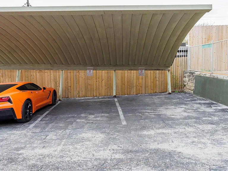 2302 E Side Dr #28 — Photo 17