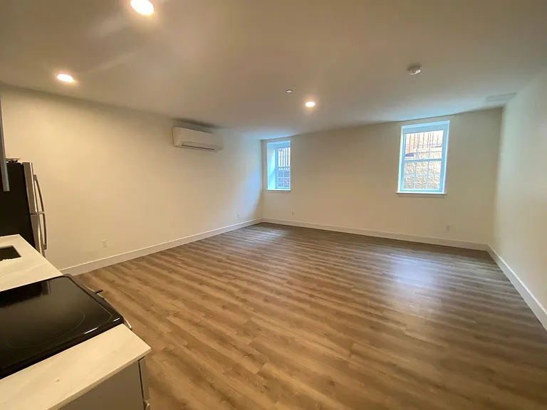 One Park Apartments — Photo 15