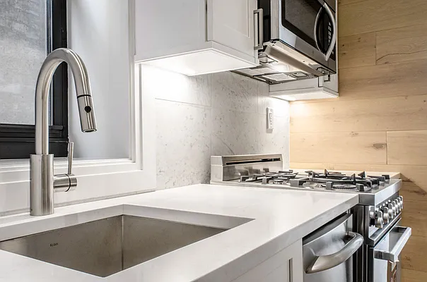 Rented by Argent Advisors LLC | media 53