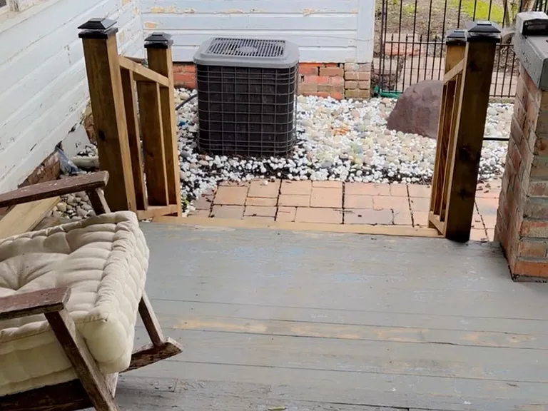 517 Whitfield St — Photo 12