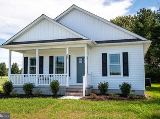 2 Sunset Blvd, Ridgely, MD 21660