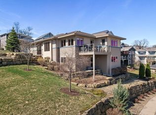 6750 S Chickahauk Trl, Middleton, WI 53562