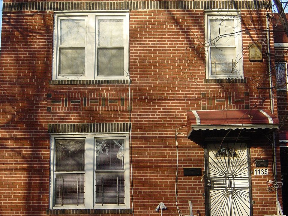 1st image of 1135 E 224th St