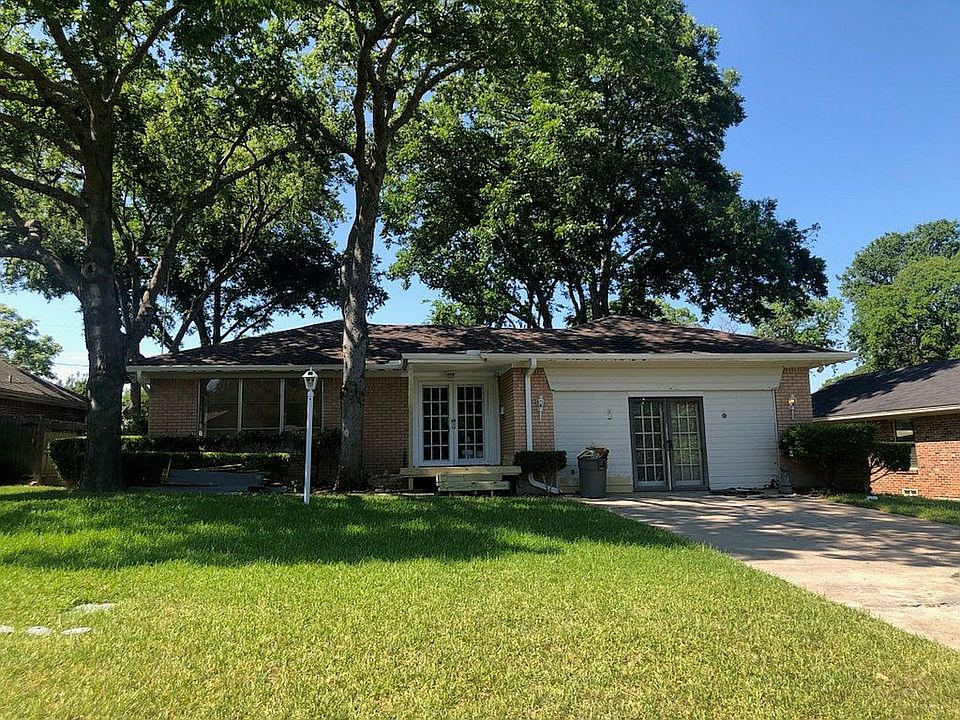 1st image of 813 Scottsdale Dr