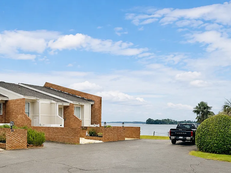 20 Indian Creek Trl — Photo 28