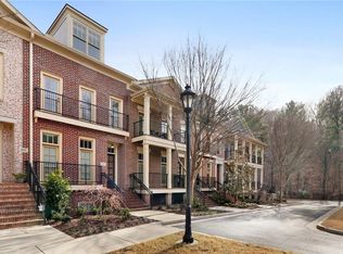 807 Creekgarden Ct, Sandy Springs, GA 30339