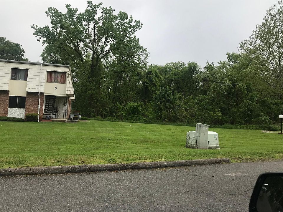 1st image of 802 Cortland Dr