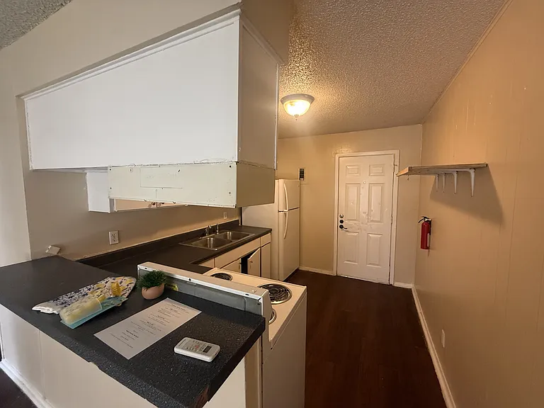 1243 N Lbj Dr #B — Photo 16