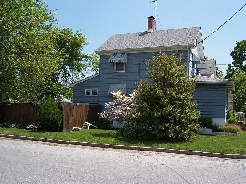 Exterior Side