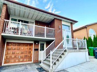 4090 Woodington Dr, Mississauga, ON L4Z 1K3