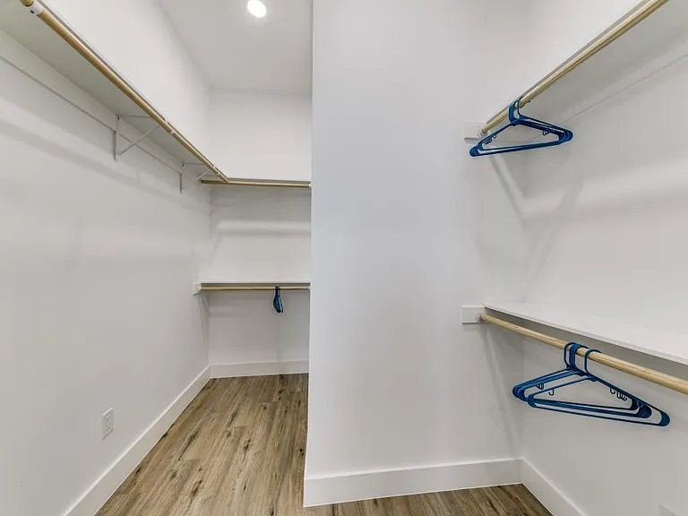 4434 Bonham St — Photo 20