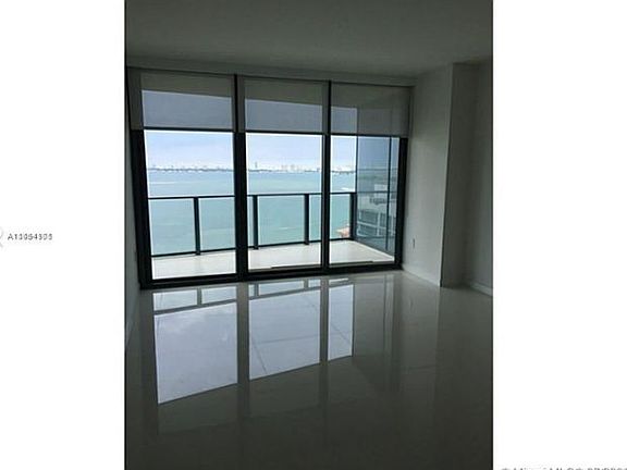 2nd image of 460 NE 28th St APT 1503
