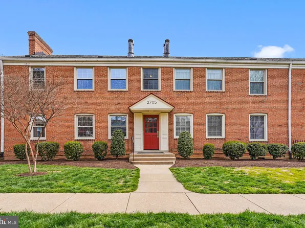 2705 Arlington Blvd N #201, Arlington, VA 22201