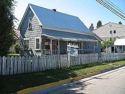 2nd image of 305 W 4th St