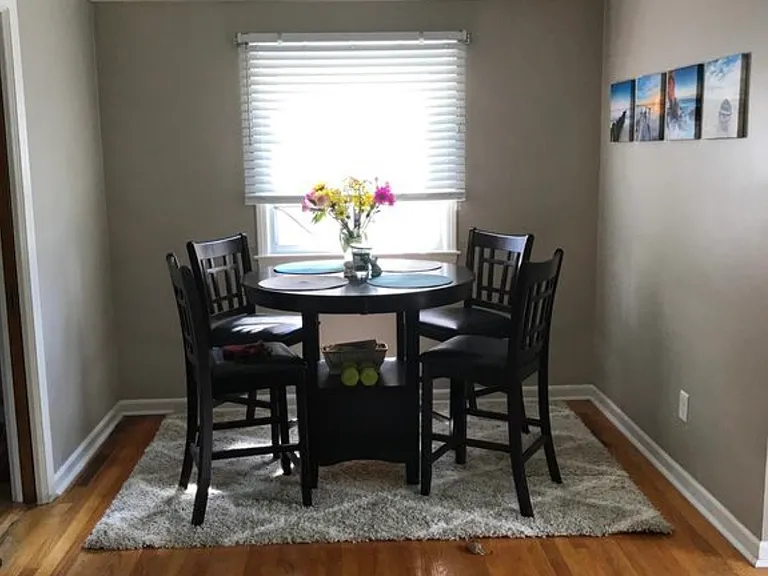 722 Symes Ave — Photo 6