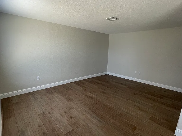 Monvil Apartments — Photo 3