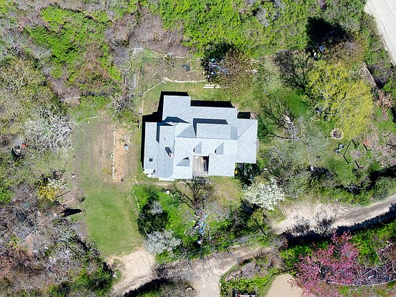 2nd image of 23 Dukes Rd