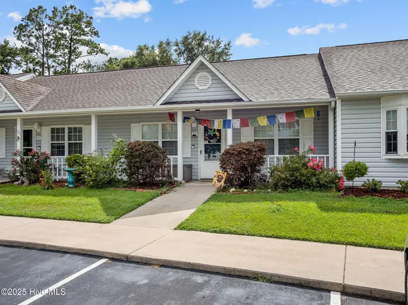 402 Courtyard W, Newport, NC 28570