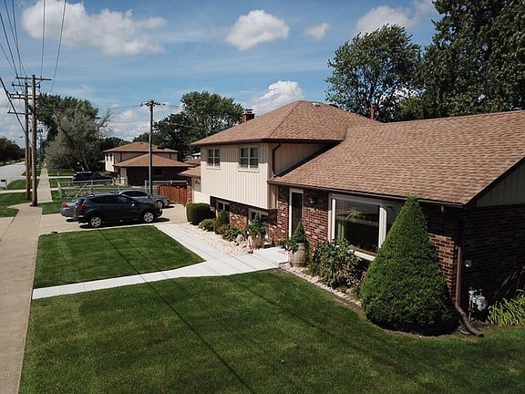 2nd image of 6400 179th St