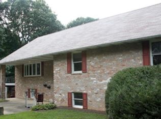 12400 Manor Rd, Glen Arm, MD 21057