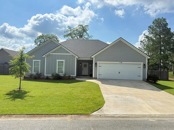 103 Planters Row, Tifton, GA 31793
