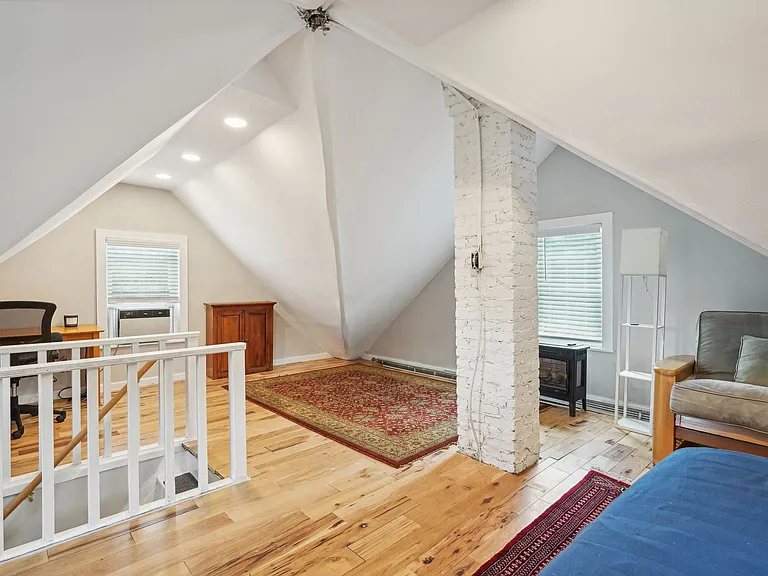716 Glen Rd — Photo 27