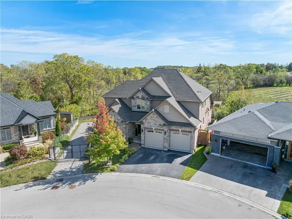 3545 Campden Rd #8, Lincoln, ON L0R 1G0