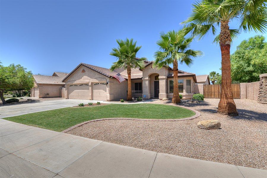 1st image of 1470 E Carla Vista Dr